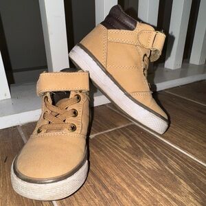 Children’s place Tan Toddler High-Top Sneakers